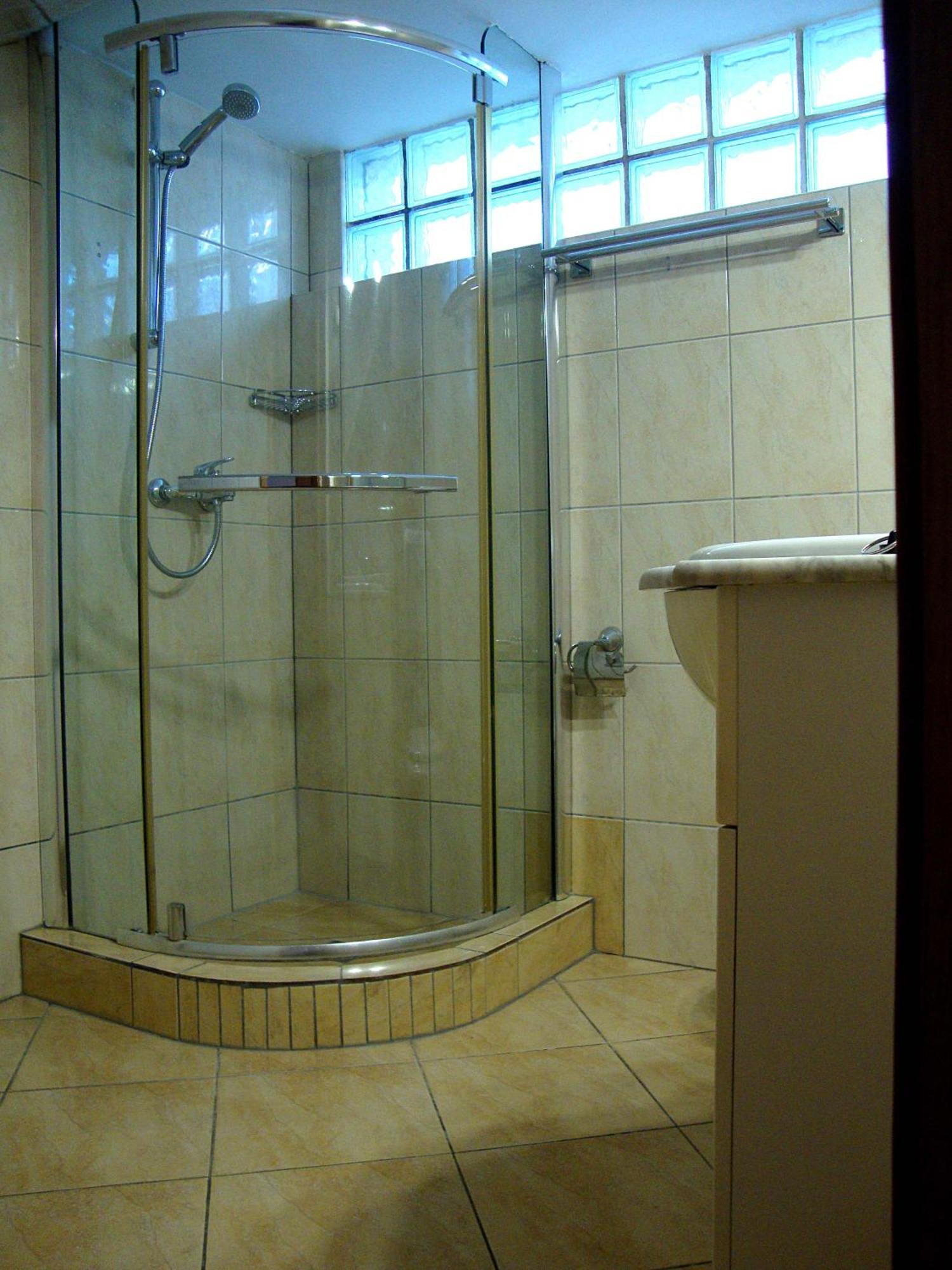 Demi Old Town - Garage Parking Hotel SJJ Room photo