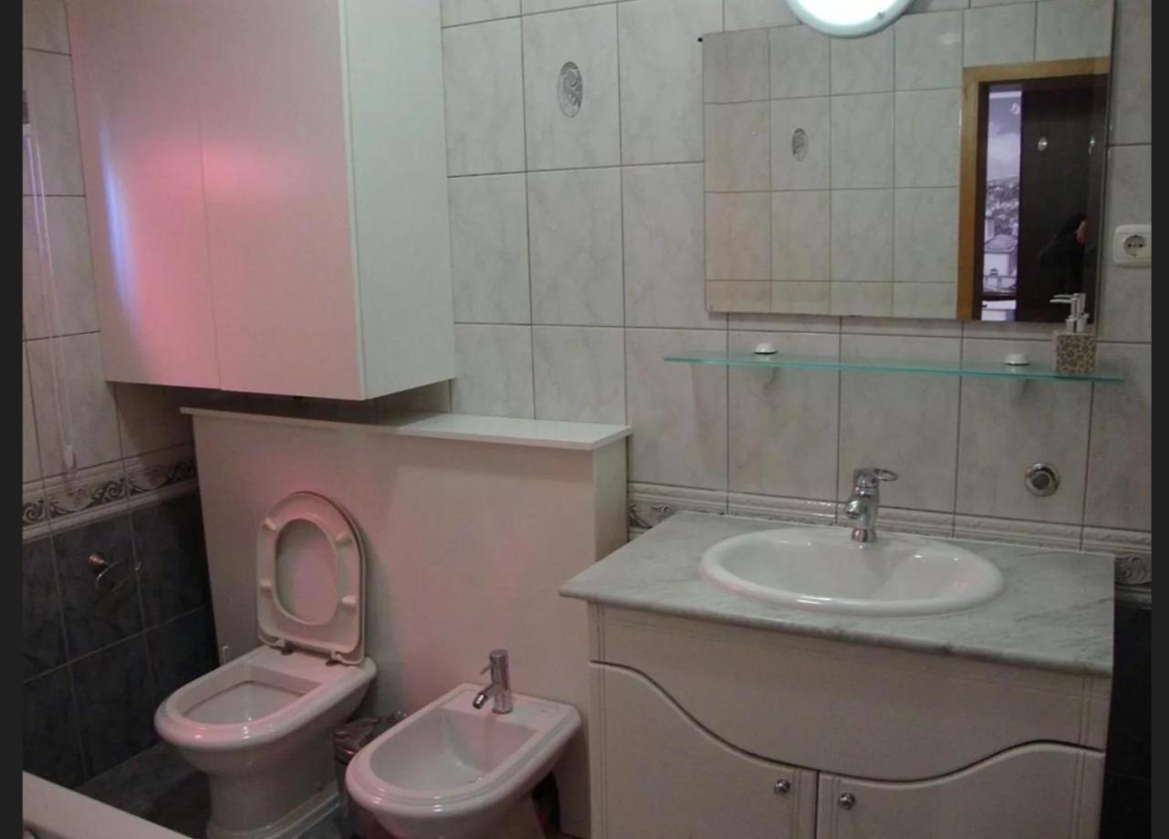 Demi Old Town - Garage Parking Hotel SJJ Room photo